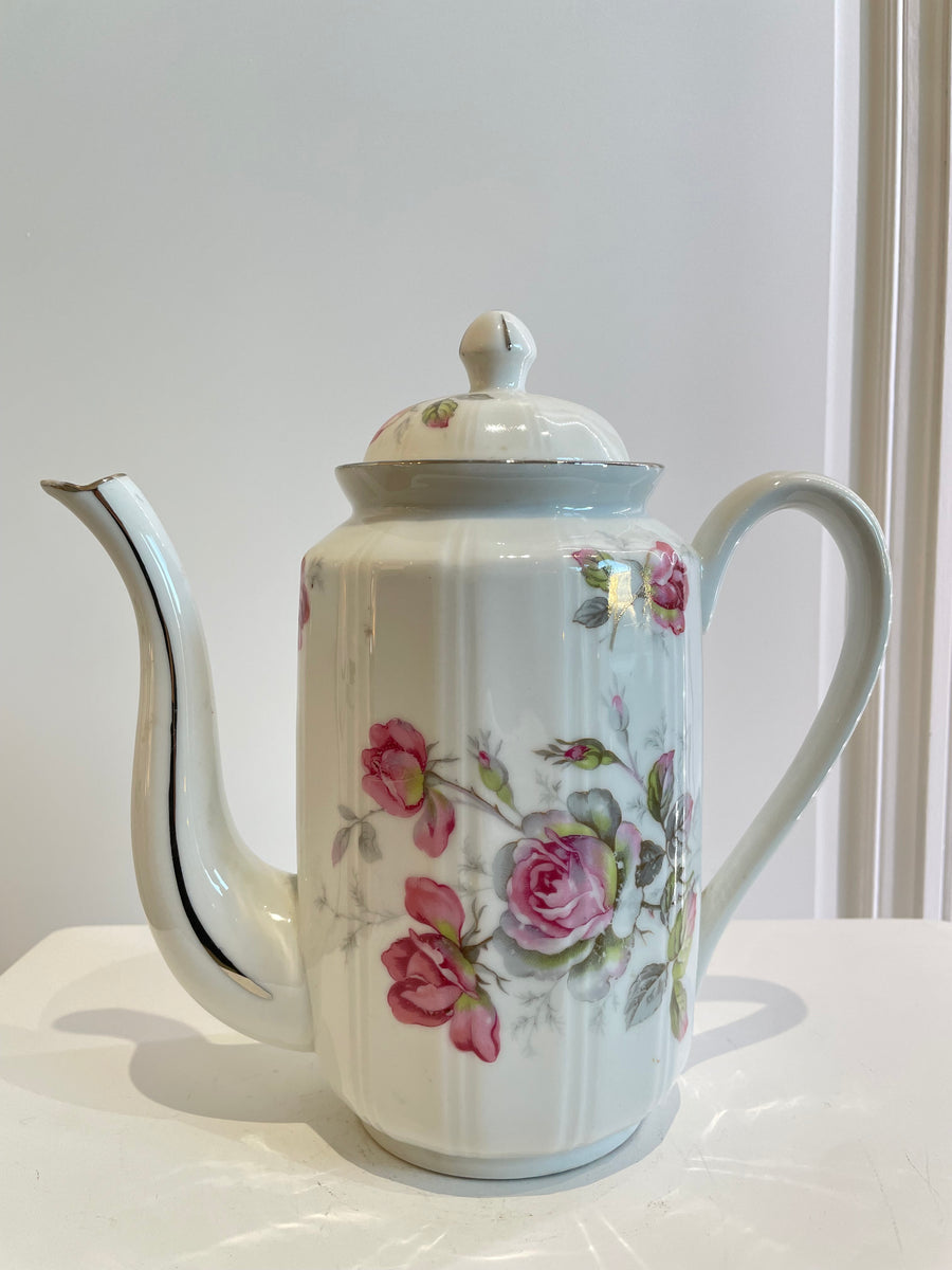 Théière roses vintage